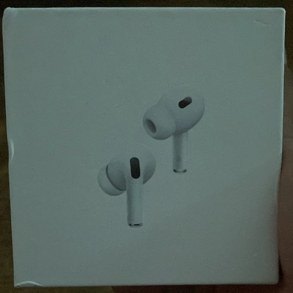 Apple AirPods Pro with MagSafe Case - White